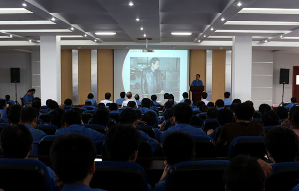 尊龙凯时人生就是搏集团“学习王松明精神见行动”征文演讲角逐圆满落幕